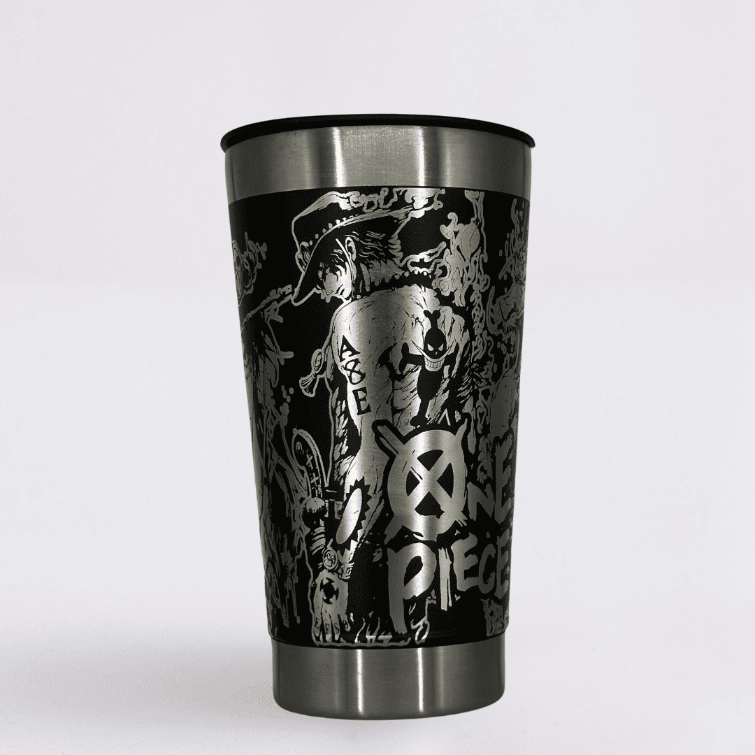 One Piece – Copo Térmico Preto Personalizado 360° a Laser + Brinde